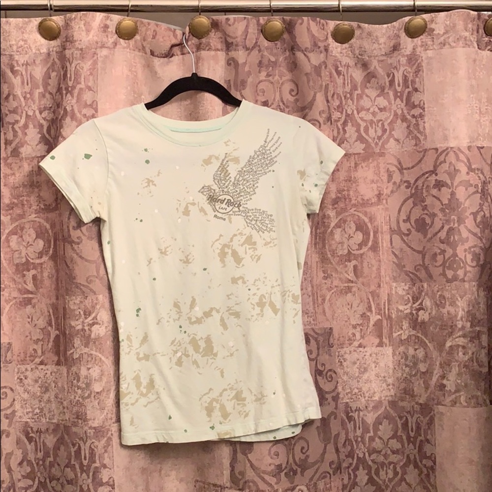 Tee shirt